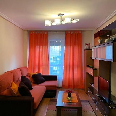 Apartamento Mota-2 Huca-Los Prados; Parking Y Wifi Gratis Oviedo Esterno foto