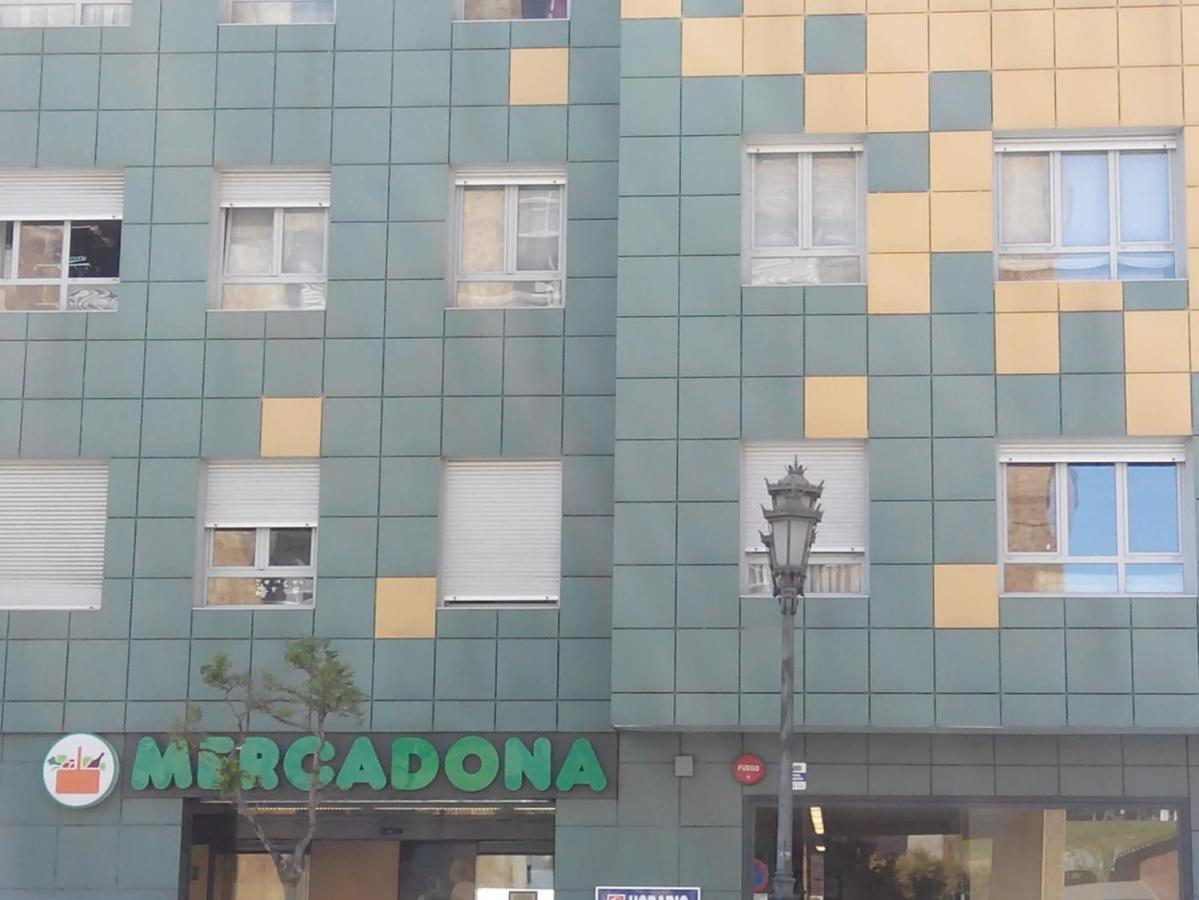 Apartamento Mota-2 Huca-Los Prados; Parking Y Wifi Gratis Oviedo Esterno foto